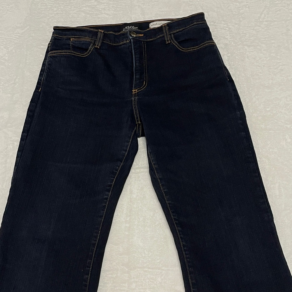 NYDJ Not Your Daughter's Jeans P7100D Dark Wash Bootcut Petite Size 8P Indigo US - Picture 13 of 13